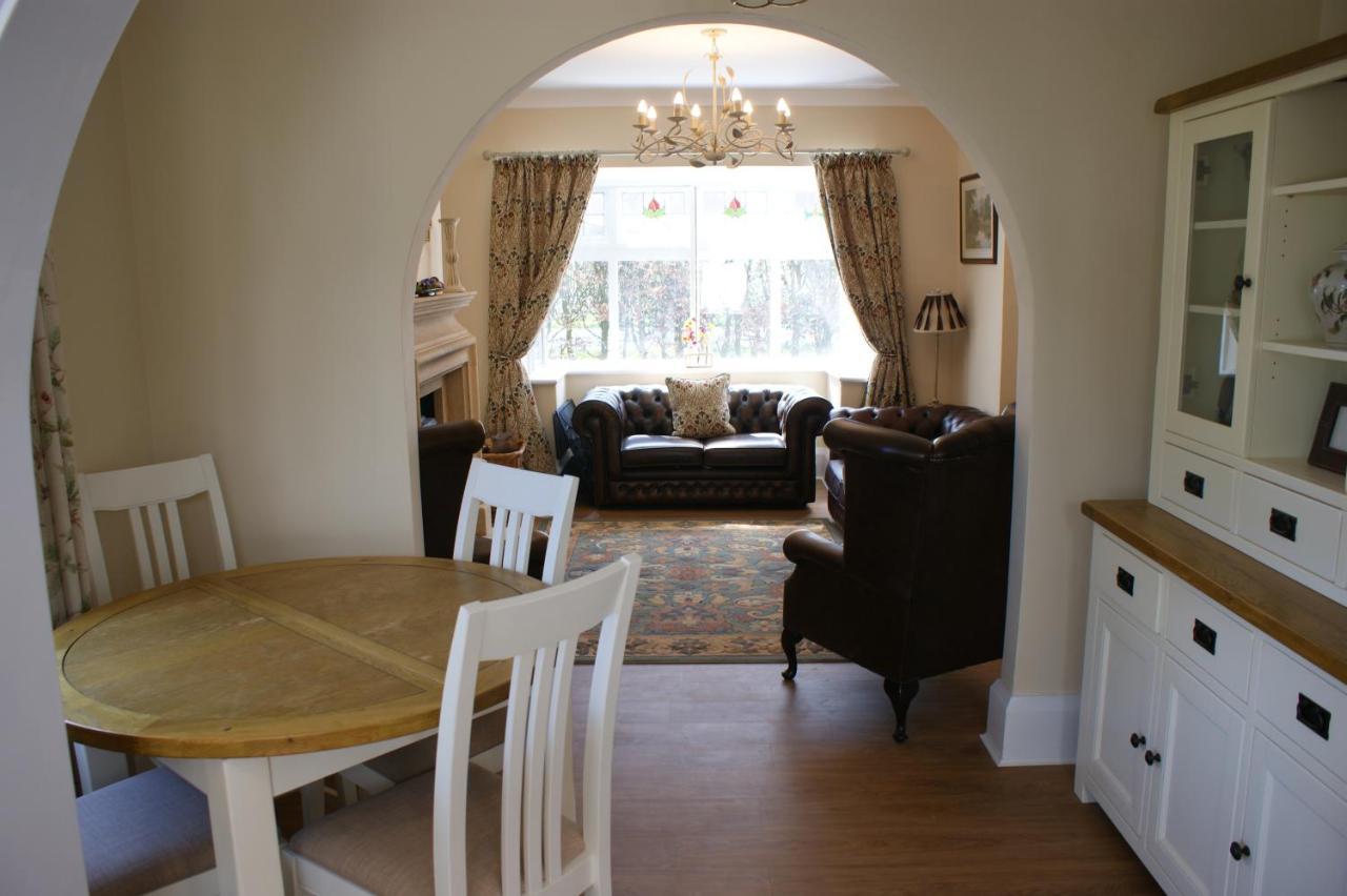 Spacious 4 Bed Family Cottage In Parkland Setting York Extérieur photo